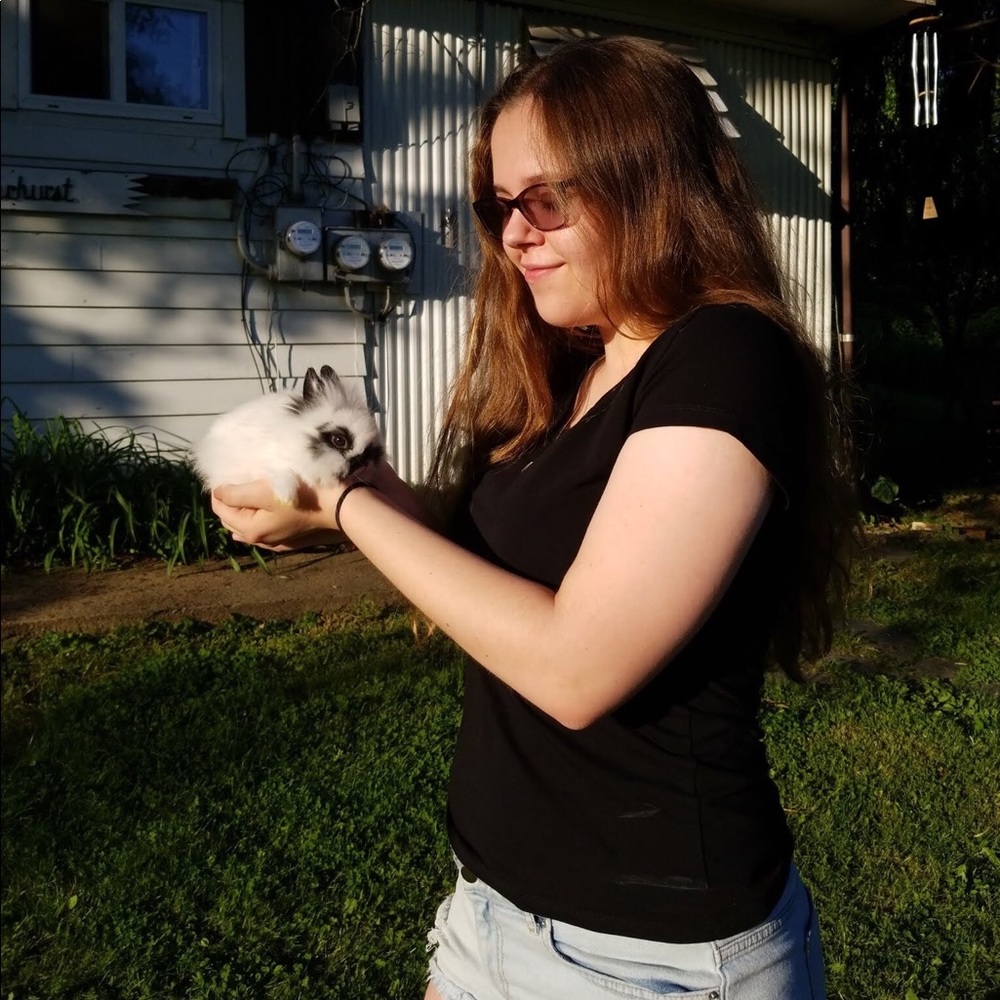 Meet your Posher, Anastasia